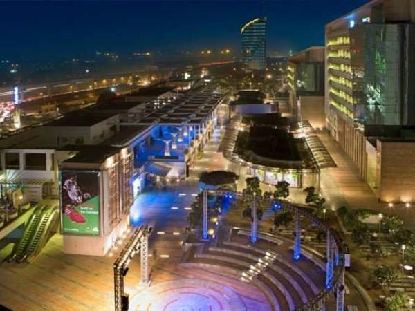 Gurgaon DLF Cyber Hub Escorts